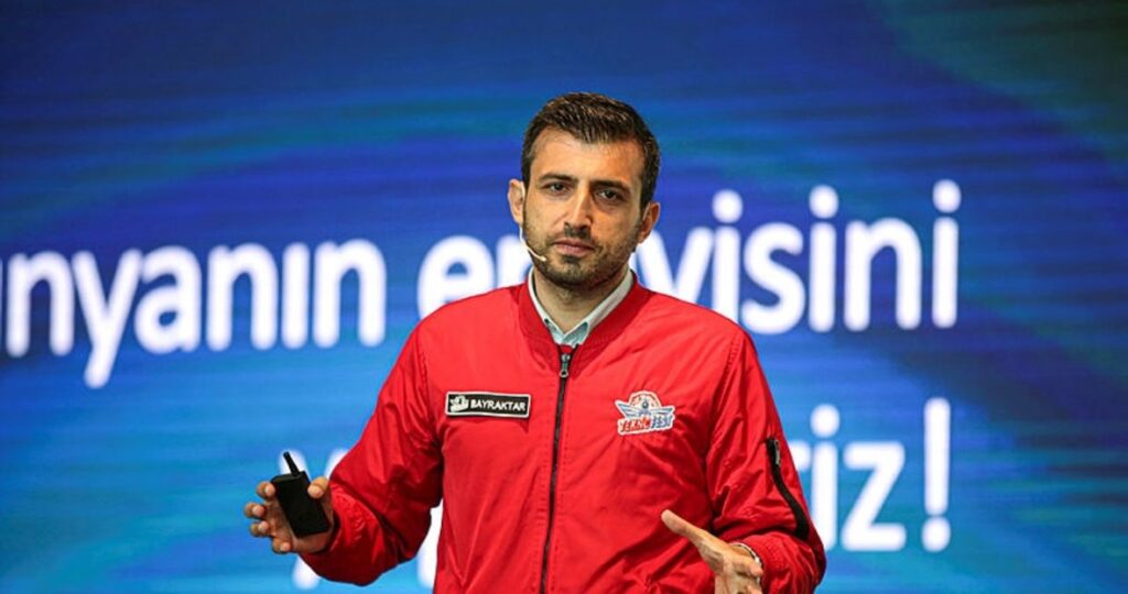 BAYKAR’dan Depremzede Öğrencilere 10 Bin Tablet