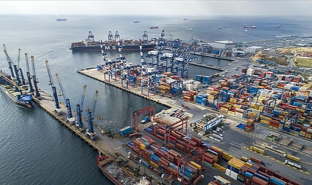 Türkiye’ye o ülkeden 6 ayda 2,4 milyar dolar değerinde petrol dışı ürün ithal etti