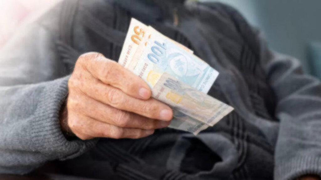 Muratti 49, Lark 48 TL oldu