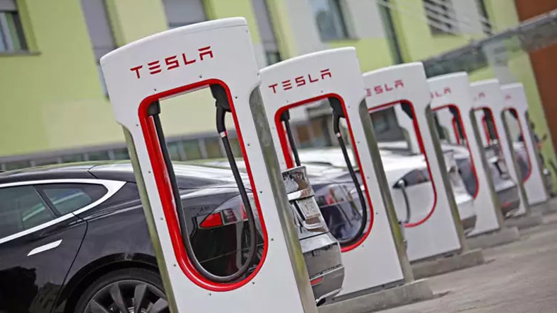 Tesla Türkiye’de Şarj Ağı Kuracak