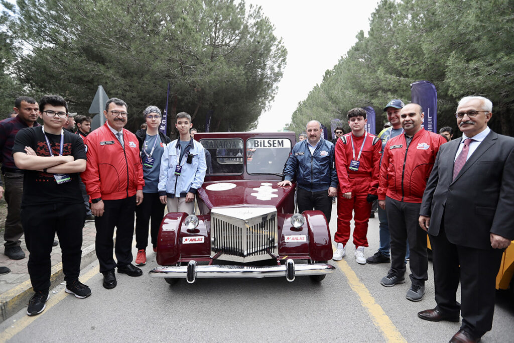 Varank: TEKNOFEST atölyelerini Türkiye’nin dört bir yanında yaygınlaştıracağız