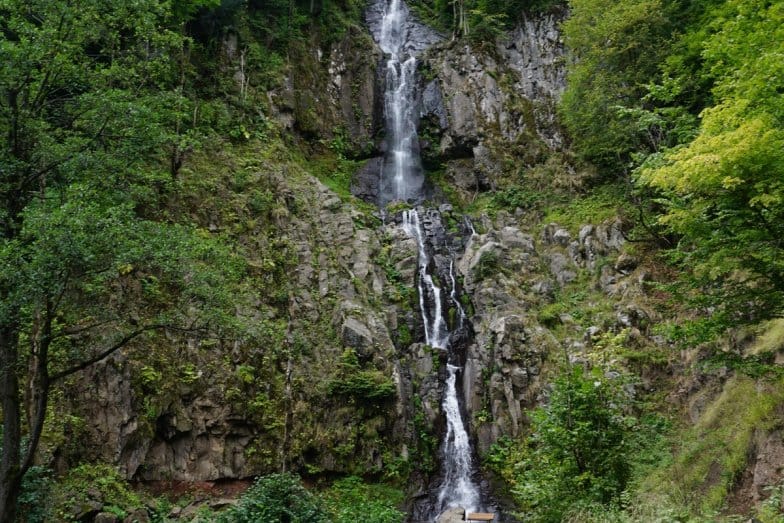 Aybastı Uzundere Şelalesi Göz Kamaştırıyor. Tam bir doğa harikası…