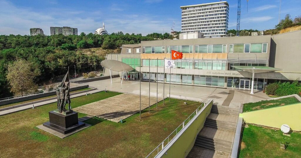 İTÜ Geliştirme Vakfı Öğretmenleri Cuma Günü Kalem Bırakma Eylemi Yapacak