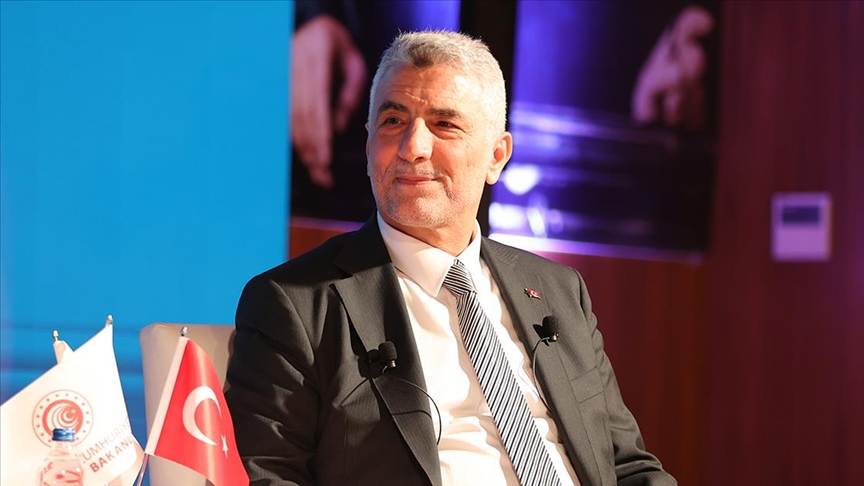 Ticaret Bakanı Bolat: 2023’ü 1 trilyon doların üzerinde milli gelirle kapatacağız