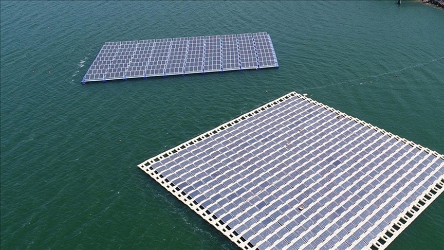 Türkiye “yüzer GES”lerden elektrik alacak