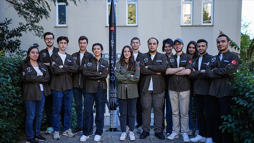 İTÜ’nün “İstikbal” isimli hibrit motorlu roketi başarıyla fırlatıldı