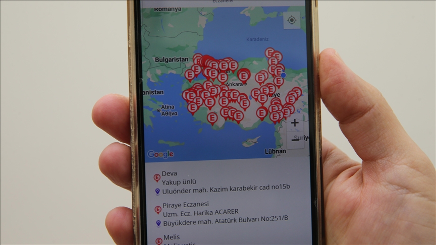 Tokat’ta akademisyenler, eczacılar ile hastaları bir araya getiren mobil uygulama geliştirdi