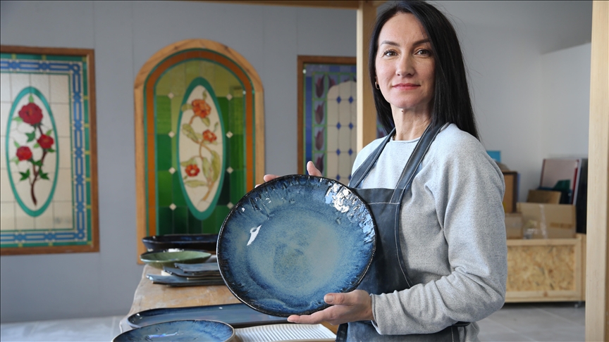 Edirne’de üretilen seramik tabaklar yurt dışında masaları süslüyor