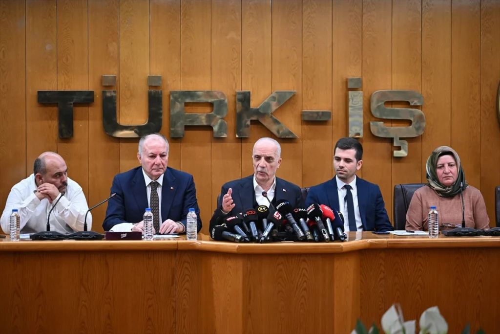 Türk-İş asgari ücret zam talebini açıkladı