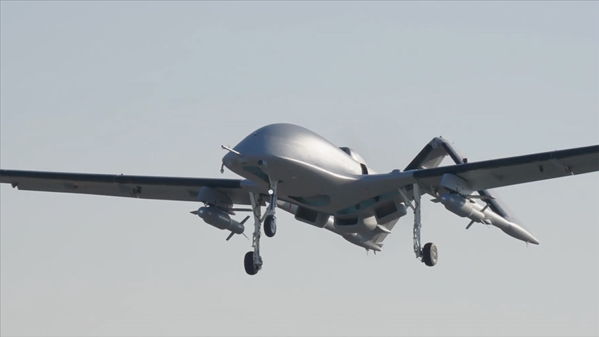 Bayraktar KIZILELMA bir uçuş testini daha başarıyla tamamladı