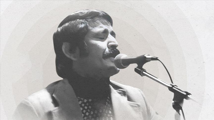 Aşık Mahzuni Şerif’in vefatının üzerinden 23 yıl geçti.