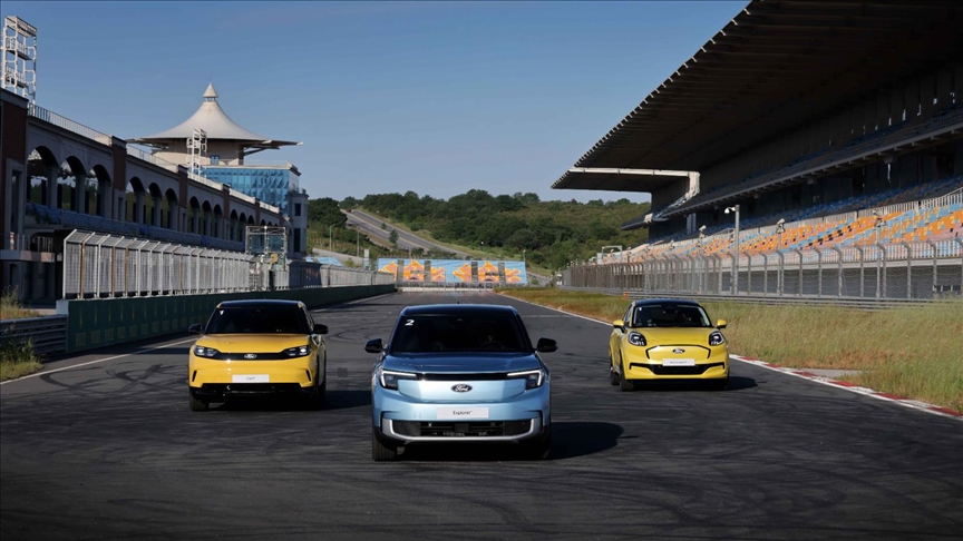 Ford Türkiye, elektrikli yeni binek ve ticari araçlarını tanıttı