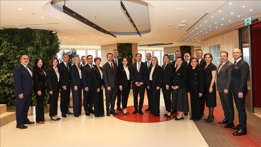 Akbank üst yönetiminde yeni dönem