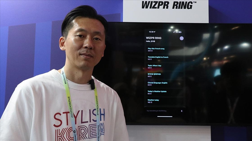 Güney Koreli VTouch’un geliştirdiği yüzük, yabancılar arası iletişimi kolaylaştırıyor