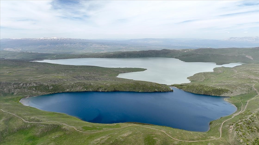 Muş’taki Hamurpet Gölleri doğaseverlerin gözdesi oldu