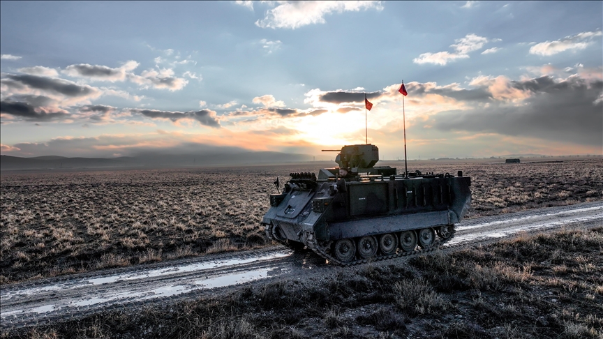 E-ZPT Türkiye’nin ilk elektrikli zırhlı personel taşıyıcısı görücüye çıktı